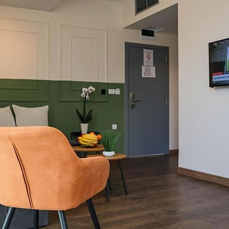 Hotel Dijana 피로트 외부 사진