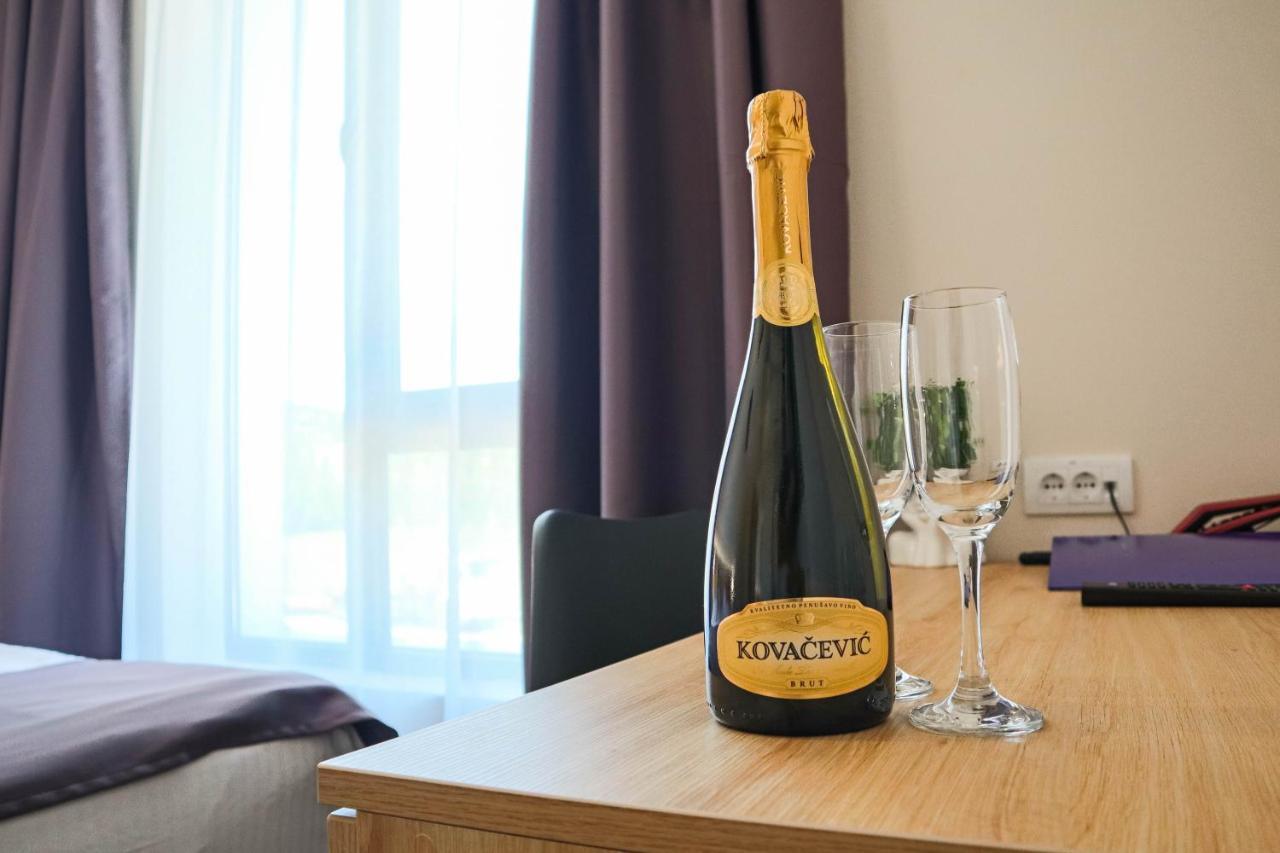 Hotel Dijana 피로트 외부 사진