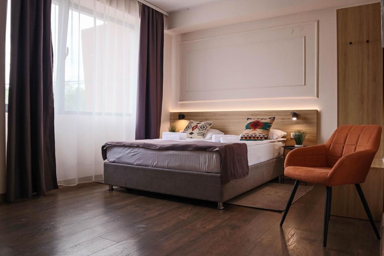 Hotel Dijana 피로트 외부 사진